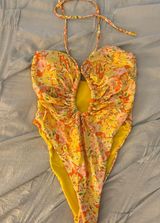 Princess Polly Yellow Floral One Piece Swimsuit Photo 0