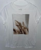 Universal Thread T Shirt Photo 0
