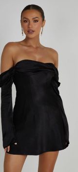 Meshki Dress Off The Shoulder Photo 0