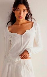 White Long Sleeve Photo 0