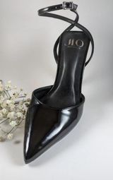 Jennifer Lopez Black Heels Photo 0