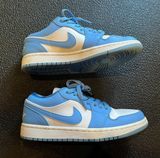 Air Jordans 1 Low UNC Photo 0