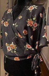 Lush Floral Wrap Cropped Blouse Womens Size SM Photo 0