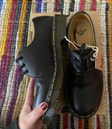 Dr. Martens 1460 Oxford Shoes Photo 0
