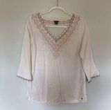 Eddie Bauer  Embroidered Blouse White Petite Medium Photo 0