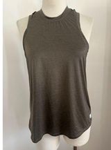 Vuori Women's Mod Tank Top Oregano Racerback Small Photo 0