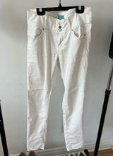 Three button white jeans Photo 0