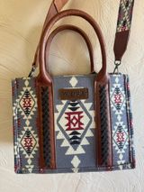 Wrangler Crossbody Purse Photo 0