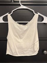 Crop Top Photo 0