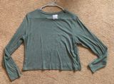 H&M Long Sleeve Crop Top Photo 0
