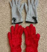 Bundle 2pcs Fashion Winter Gloves Red Photo 0