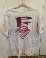 Columbia tshirt Photo 0