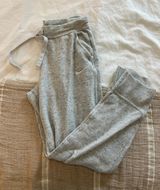 Nike grey sweatpants Photo 0
