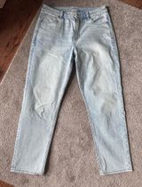 American Eagle Mom Jeans Photo 0