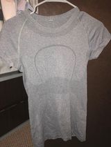 Lululemon Grey  Tee Photo 0