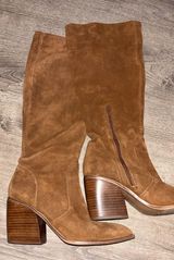 Tan Suede Boots Photo 0