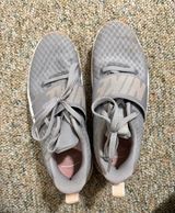 Tennis Shoes Photo 0