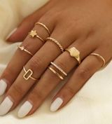 Boutique 8pc Simple Heart & Star Decor Ring Set  Photo 0