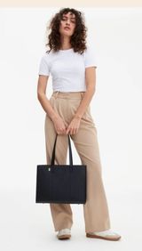 The Work Tote BEIS Black Photo 0