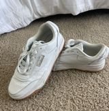 Reebok White Shoes Photo 0