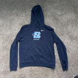 Nike UNC Sweatshirt Photo 0