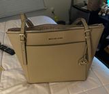 Michael Kors Lg EW TZ Tote Photo 0