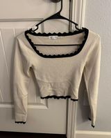 Cropped Long Sleeve Photo 0
