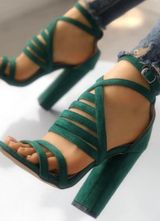 Ivrose Heels Green Size 6 Photo 0