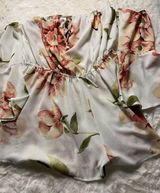 SheIn Floral Romper Photo 0
