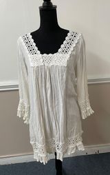 Signature Studio Cream Colored Dress Photo 0