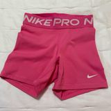 Nike Pros Photo 0