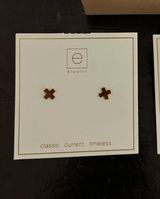 Enewton signature cross stud Photo 0