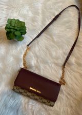 Michael Kors Purse Photo 0