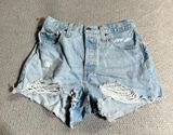 Levi’s Women’s 501 Light Wash Distressed Denim Shorts size 25 EUC Photo 0