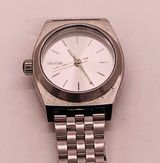 Nixon Minimize Watch Photo 0