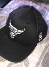 NBA Black Chicago Bulls Basketball Hat / Cap Photo 0
