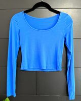TRENDY Long Sleeve Scoop Neck Crop Top. Women’s Size XS. Royal Blue. EUC Photo 0