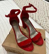 Red Heels Photo 0