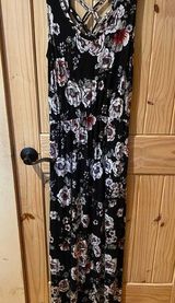 Maurices‎ black floral maxi dress size XS Photo 0