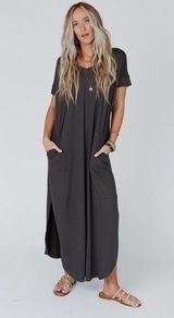 Three Birds Nest The Perfect Pocket Tee Maxi Dress in Charcoal NWOT Gray Size L Photo 0