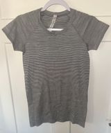 Swiftly Tech Short Sleeve Photo 0