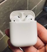 Apple AirPods Photo 0