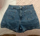 Medium Wash Denim Shorts Photo 0
