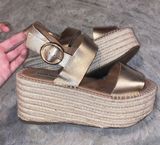 Platform Sandal Photo 0