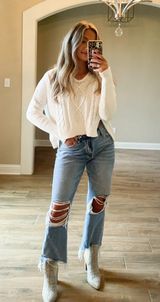 Olivaceous Hooded Sweater Photo 0