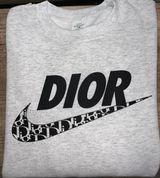 Nike Dior Sweatshirt Photo 0