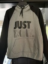 Nike Therma-Fit Sweatshirt Photo 0