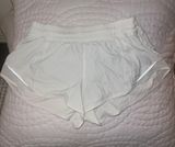 Lululemon White Hotty Hot 2.5” Shorts Photo 0
