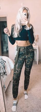 Forever 21 Camo Cargo Pants Photo 0