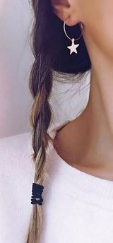 Boutique Gold Star Earrings Photo 0